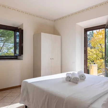 La Stella Hotel 2*