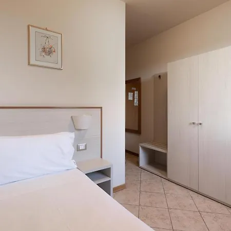 Hotel La Stella 2*