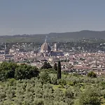 La Stella Hotel 3*