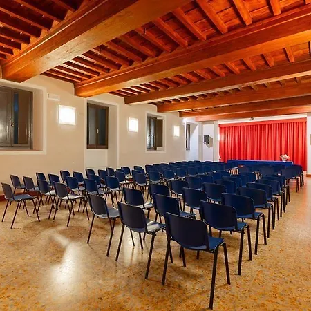 La Stella Hotel 3*