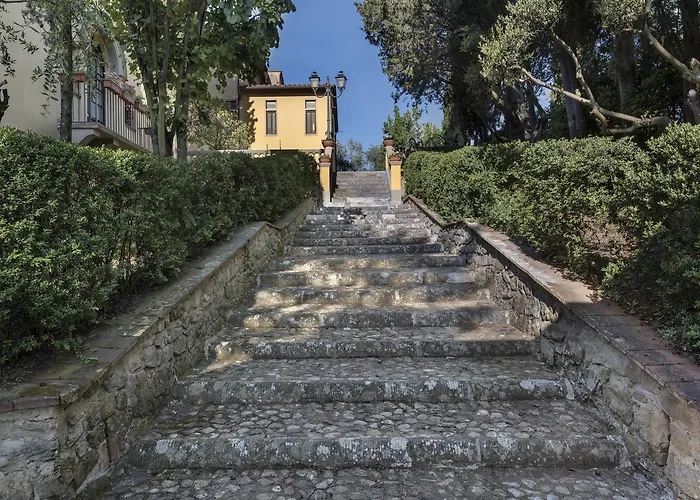 La Stella Hotel 3*