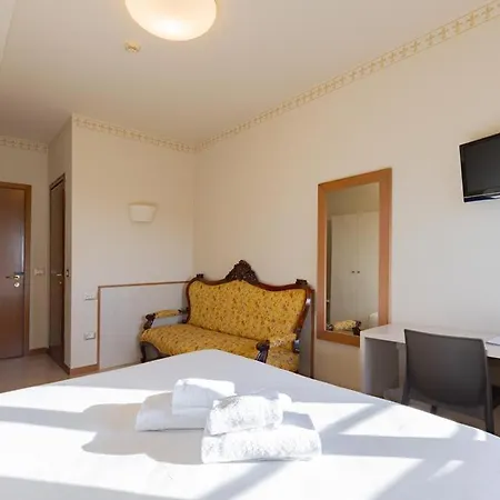 ホテル ラ ステラ